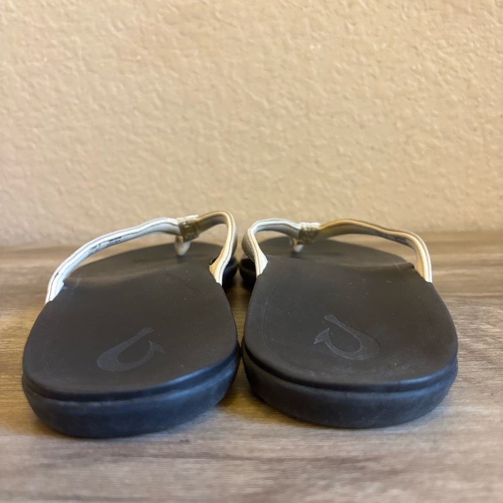 OluKai Ho‘ōpio Sandals Women's Size 7 - Picture 4 of 9